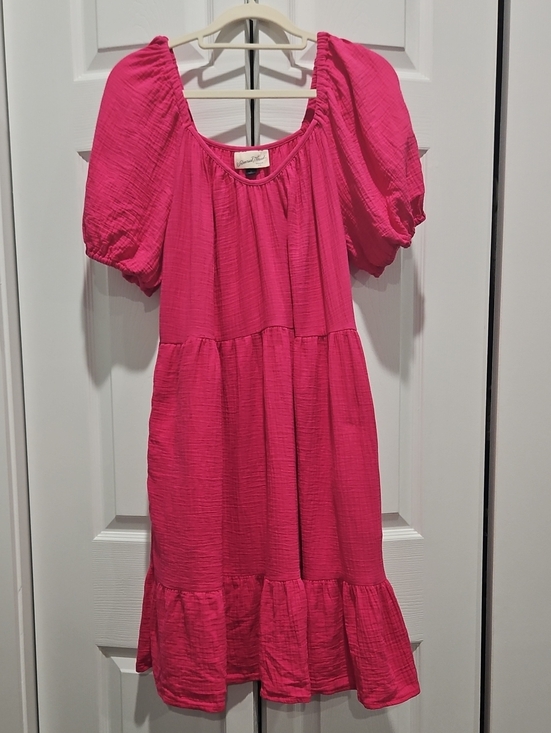 Universal Thread Dresses & Skirts - Universal Thread Hot Pink Puff-Sleeve Tiered Dress